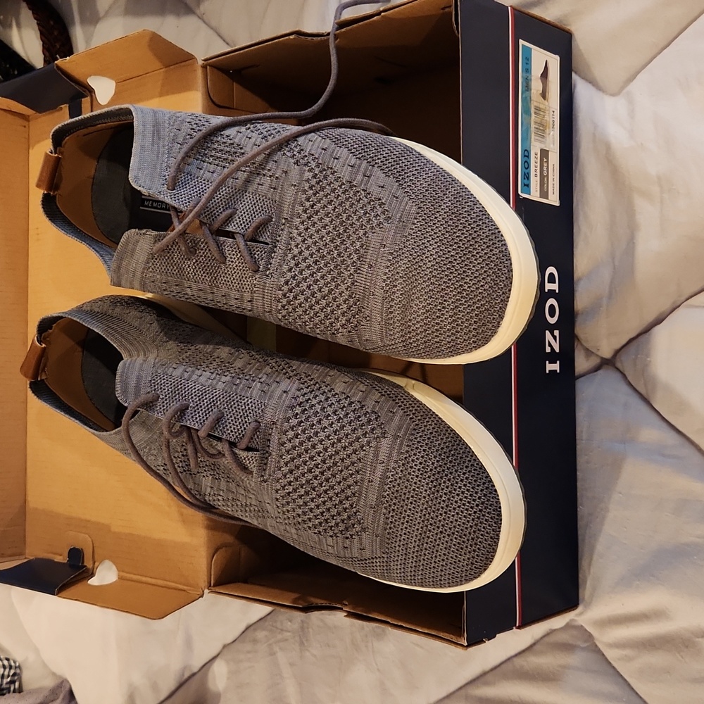 Izod Breeze memory foam mens shoes